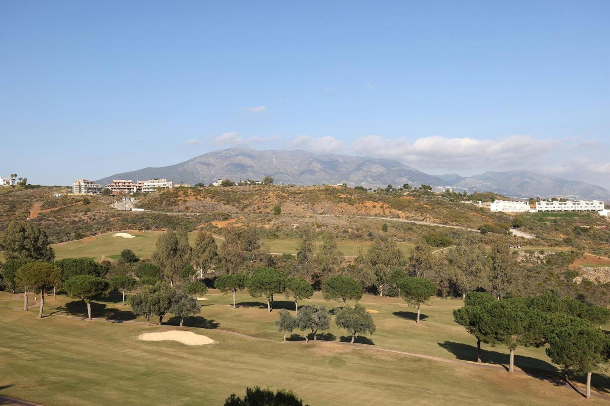 Apartment 085 Modern In Trendy La Cala Golf Malaga