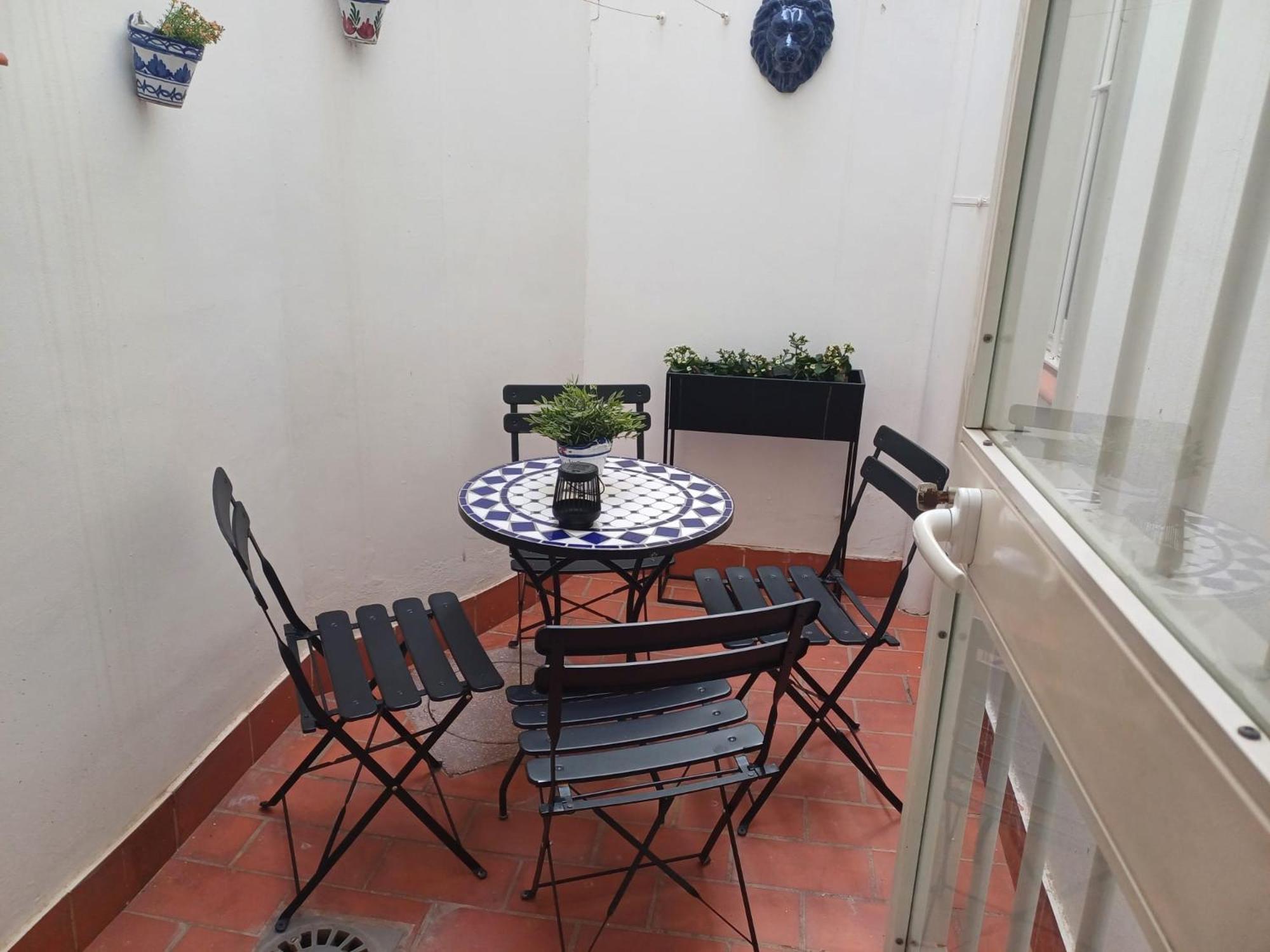 Espacioso En Plaza De La Merced, Exterior Con Patio, En Centro Histórico Apartamento Málaga