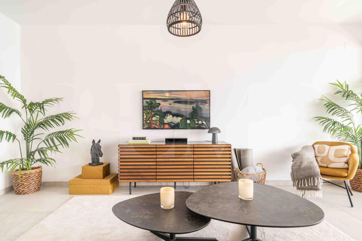 Hillside Gem, Panoramic Sea Views And 2 Terraces Rems Apartamento