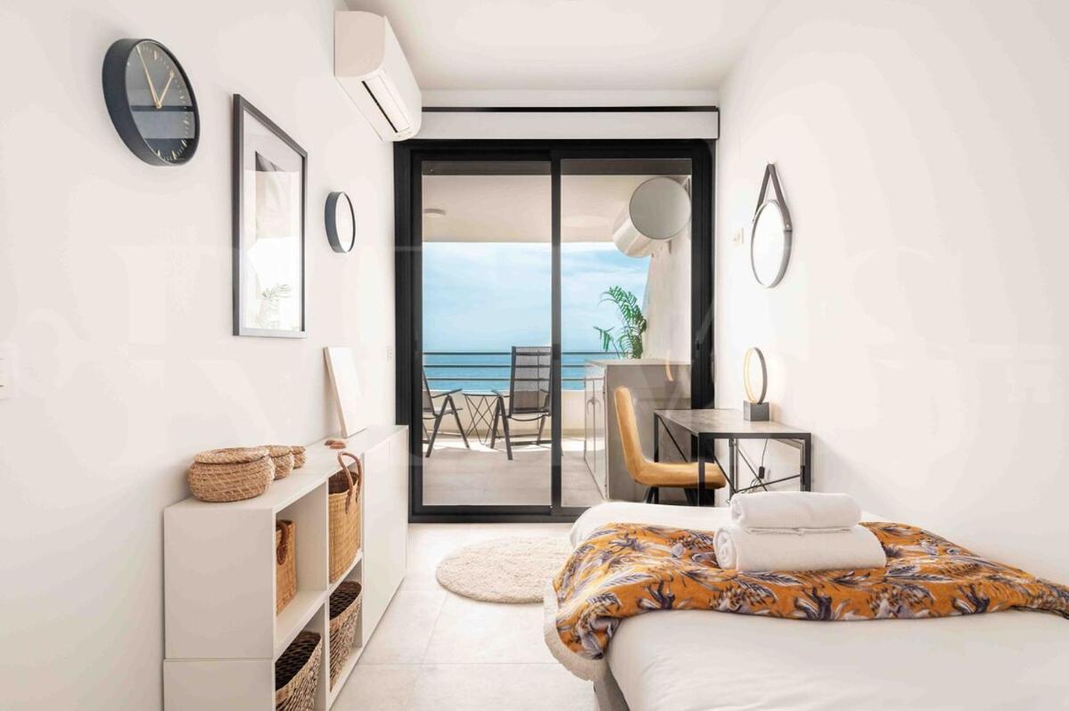 Hillside Gem, Panoramic Sea Views And 2 Terraces Rems *
