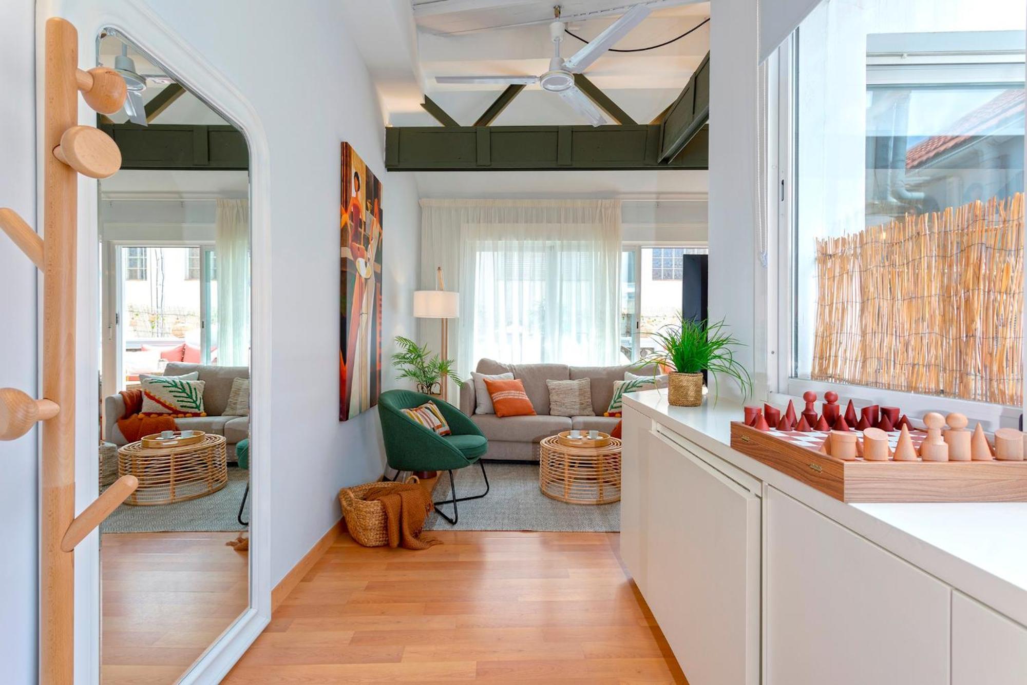 Genteel Mitjana Apartment