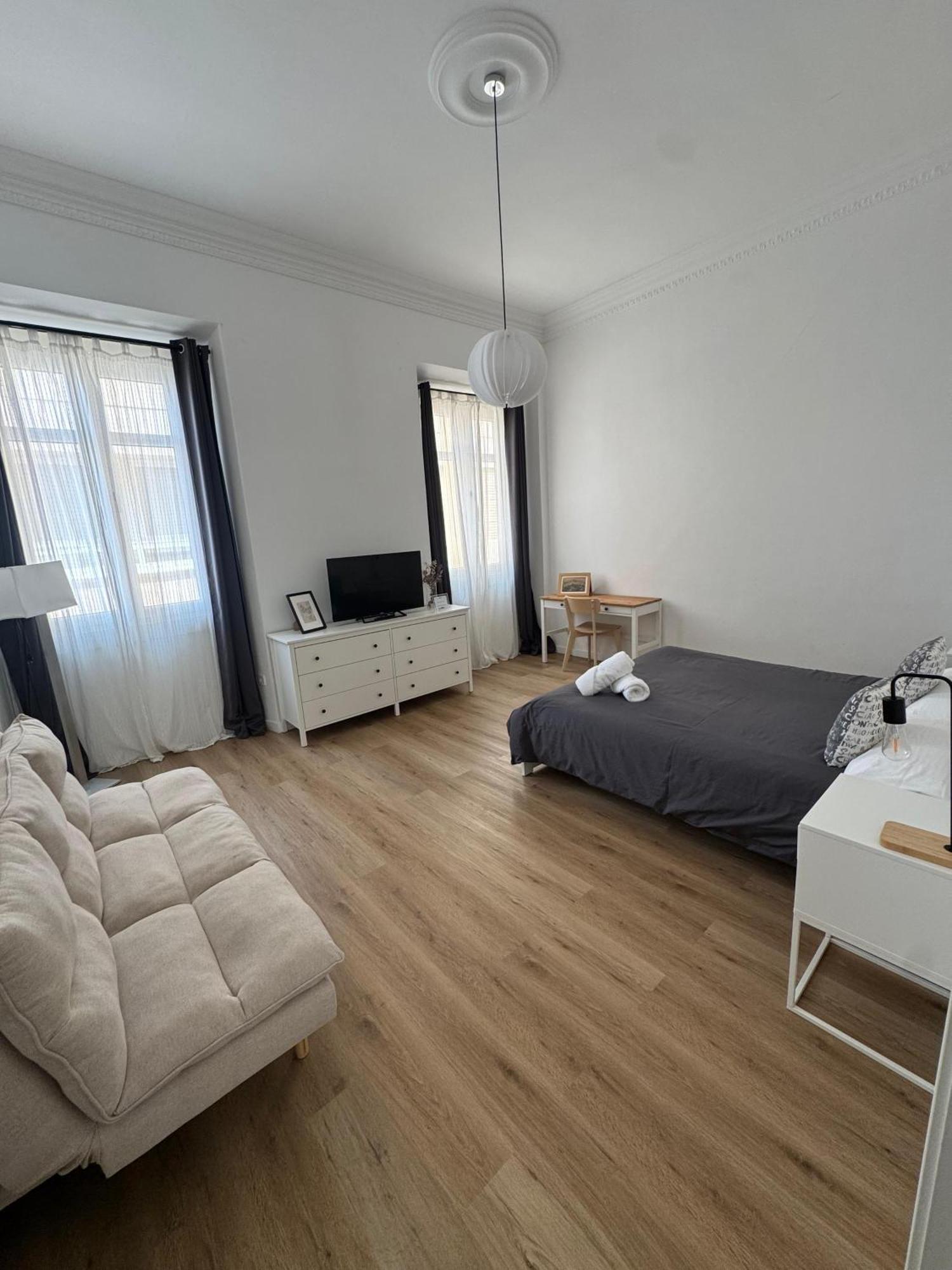 Guest house Larios *