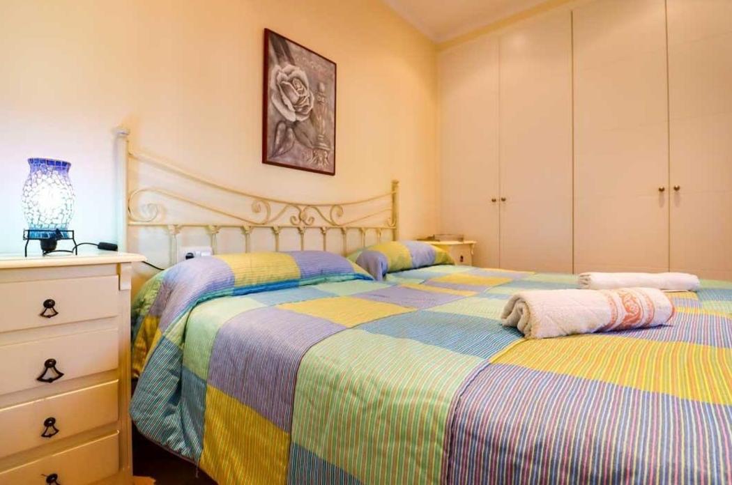 Encantadora Casa Bien Cuidada Cerca Del Aeropuerto Сasa de vacaciones