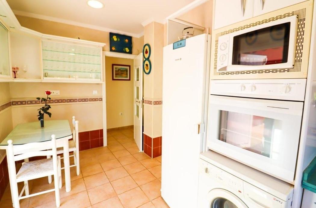 Encantadora Casa Bien Cuidada Cerca Del Aeropuerto Málaga