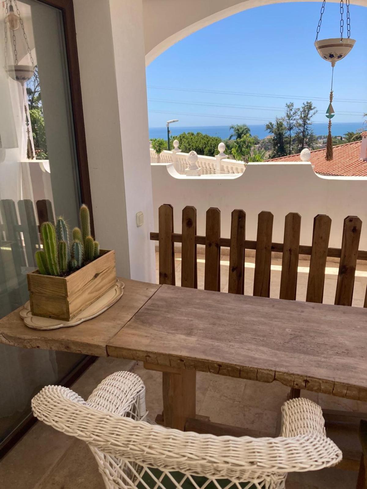 Apartment Amplia Y Tranquila Con Bano Privado En Piso Compartido Malaga