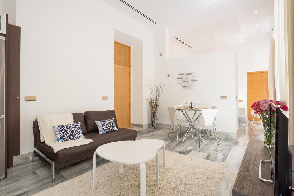 Apartment Plaza Picasso Malaga