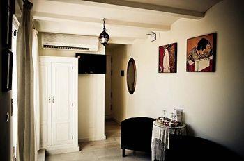 Hotel La Francesa 2*