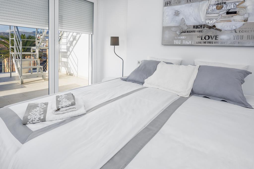 Mercedes Penthouse In By Solaga Homes Apartment Malaga