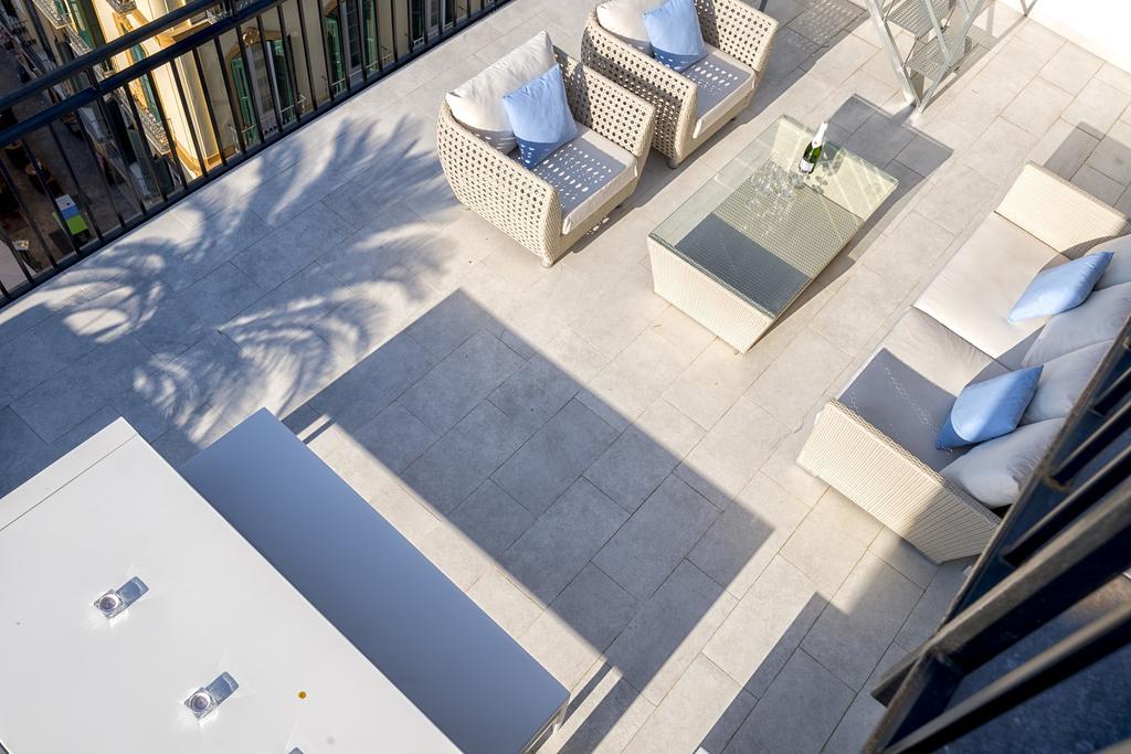 Mercedes Penthouse In By Solaga Homes Apartment *