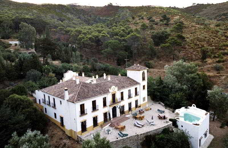 Humaina Hotel 3*