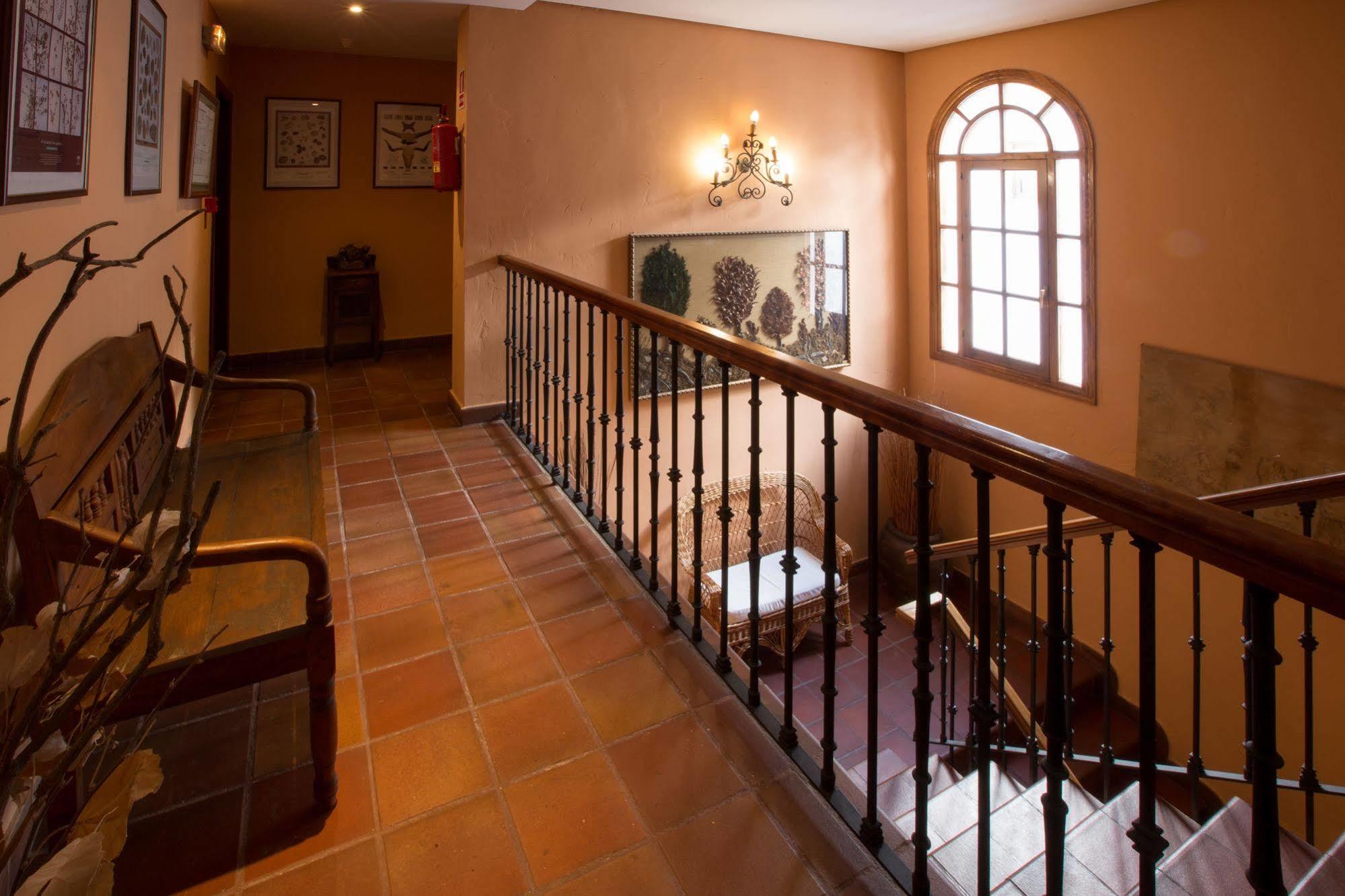 Humaina Hotel 3*