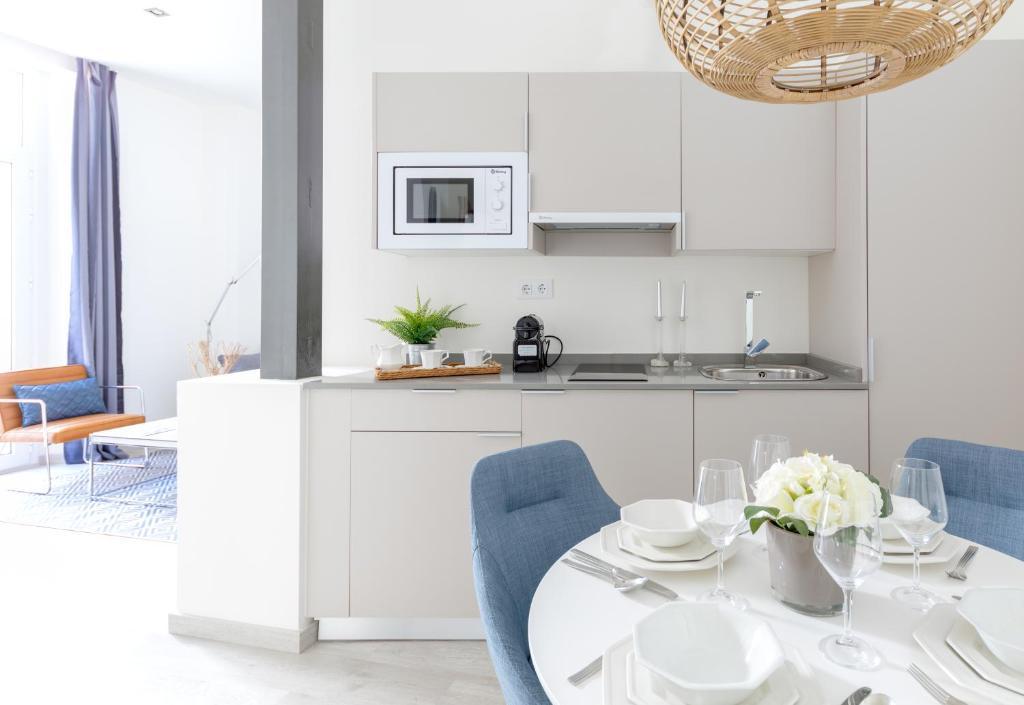 Feelathome Martires Apartment Malaga