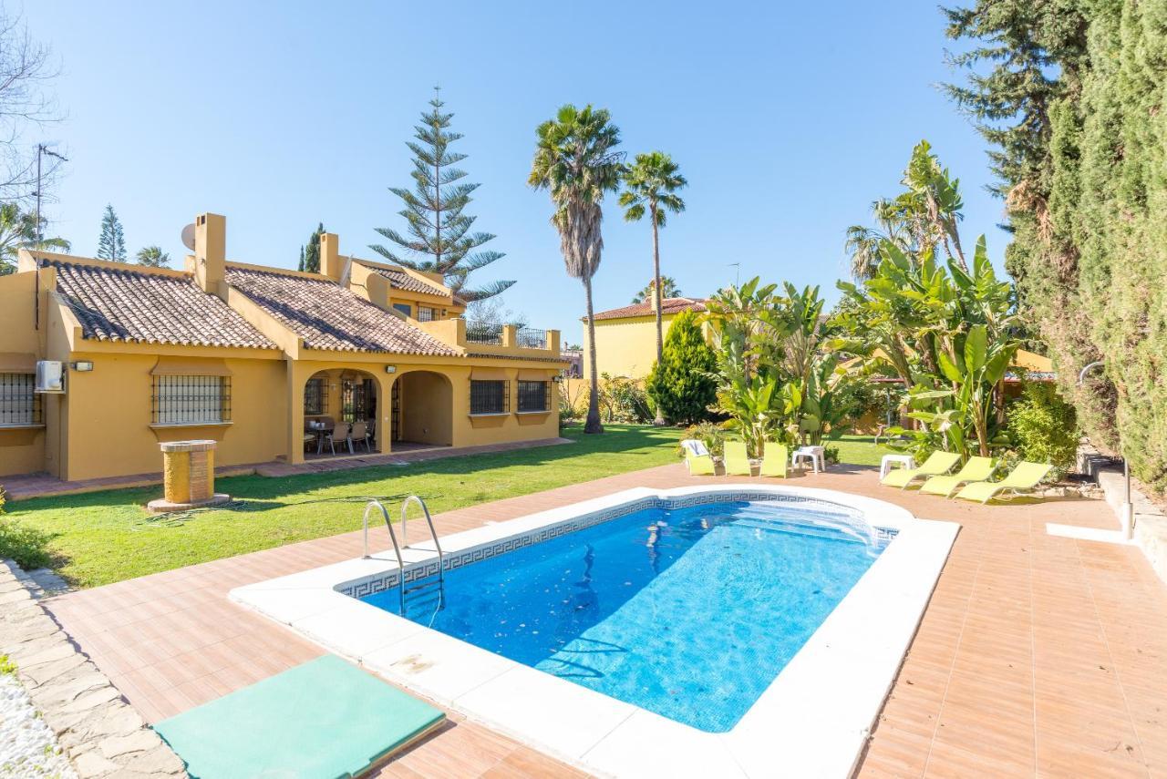 Guadalmar: Con Piscina Villa