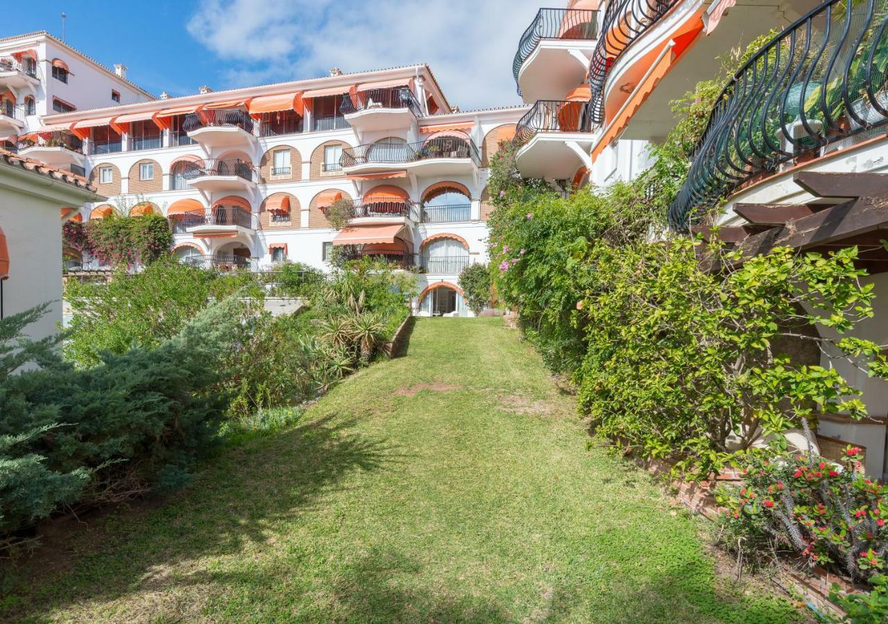 Lu&cia Jardin Al Mar