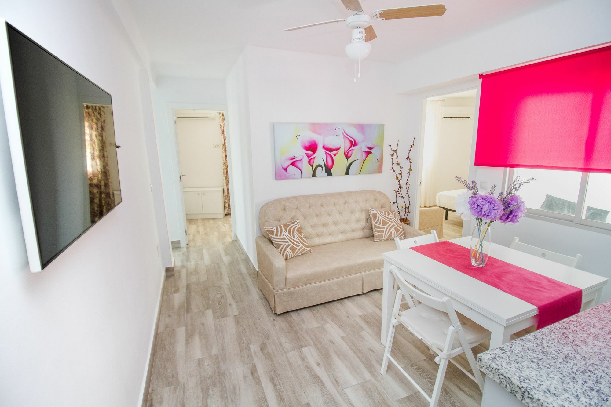 Apartamento Modish 3 Bedroom In By La Recepcion Málaga