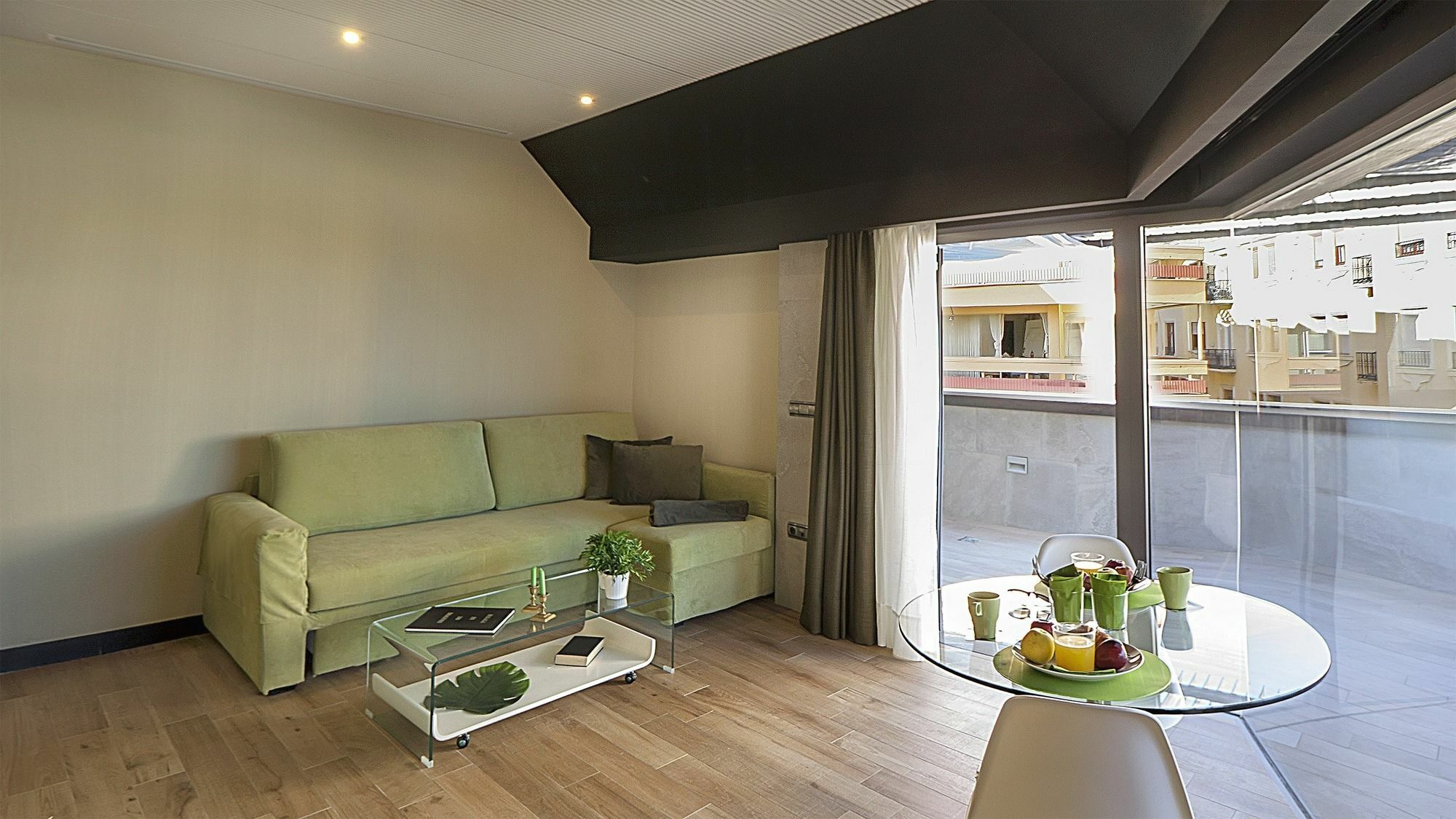 Oficentro Deluxe Apartamento
