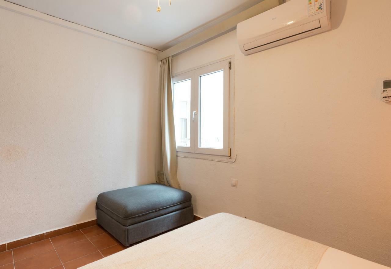 Mp3-bright Beachfront 1-bedroom Apt Walk To Old Town * Málaga