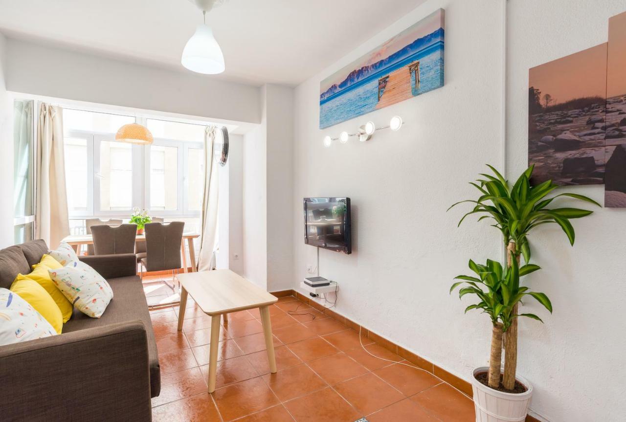 Mp3-bright Beachfront 1-bedroom Apt Walk To Old Town Apartamento