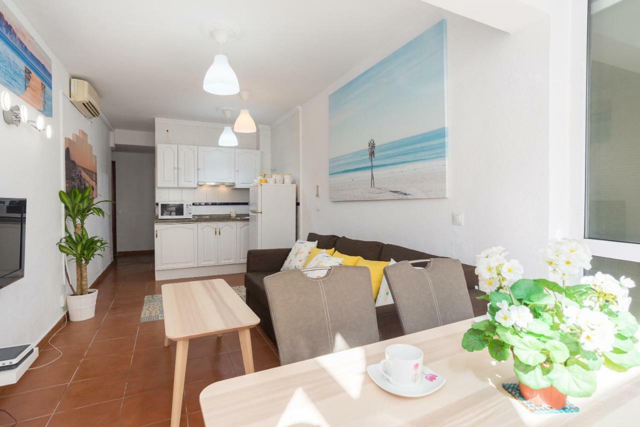 Mp3-bright Beachfront 1-bedroom Apt Walk To Old Town Apartamento