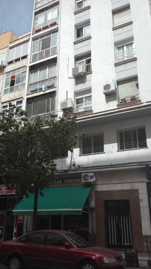 E&r Centro- Parking Gratis Malaga