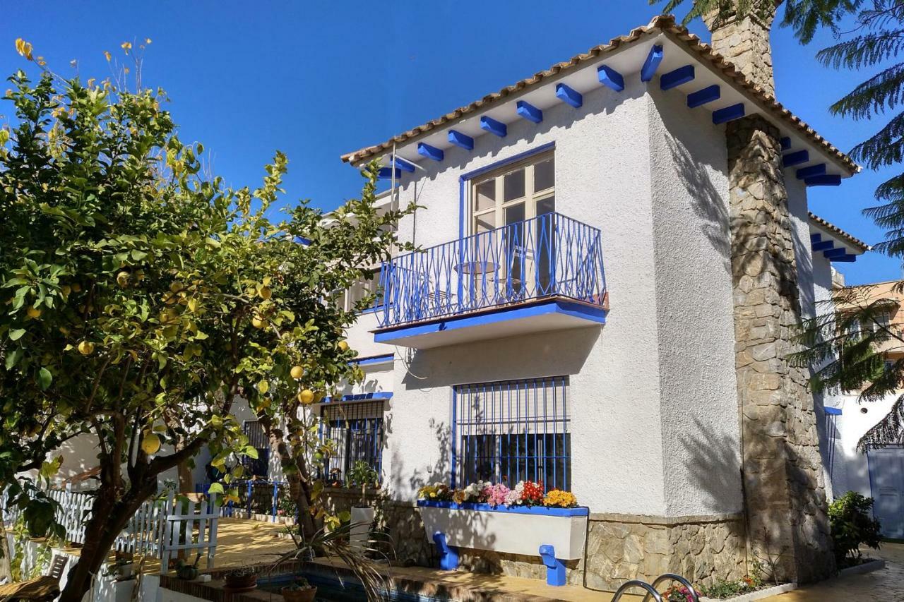 Blue Castle Homestay Malaga