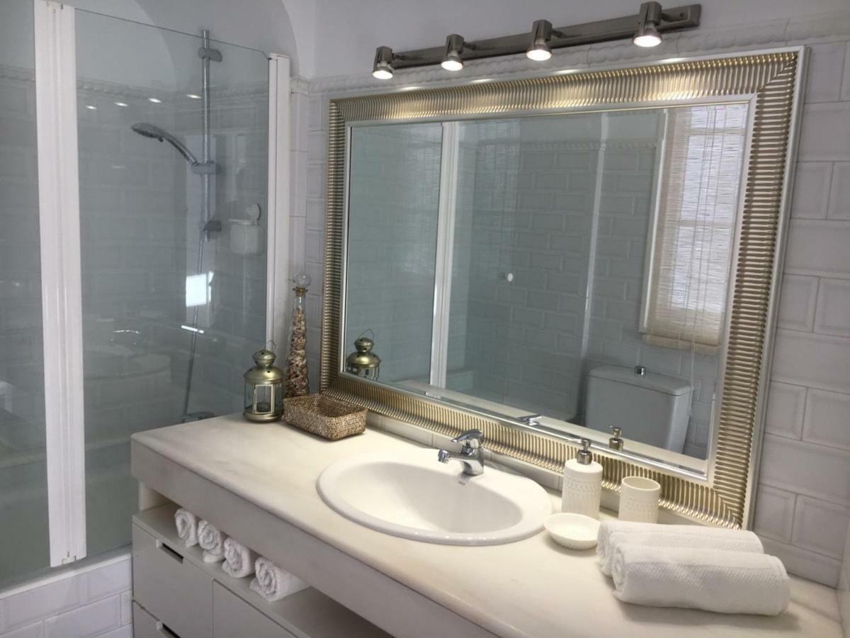 Clocktower Apartamento