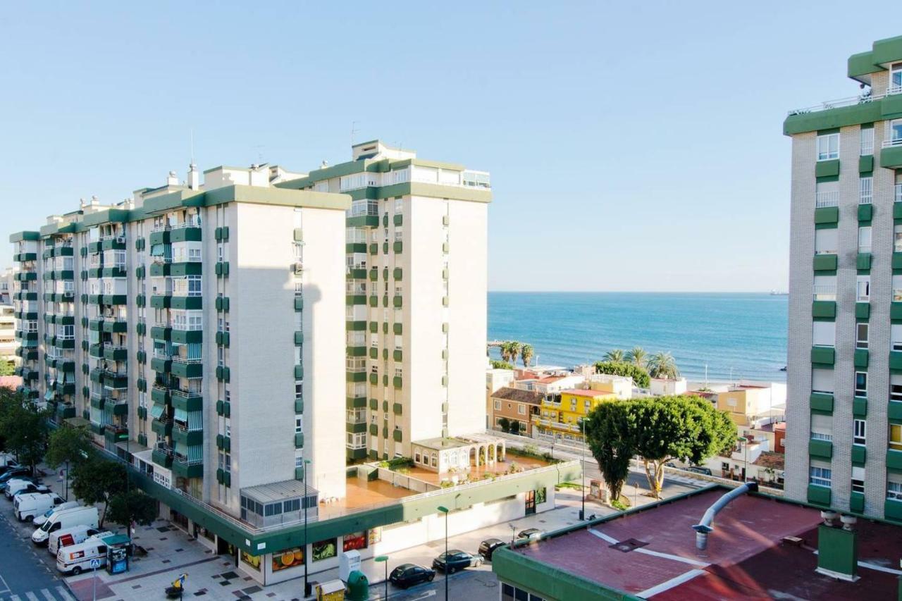 Frente A La Playa Homestay *