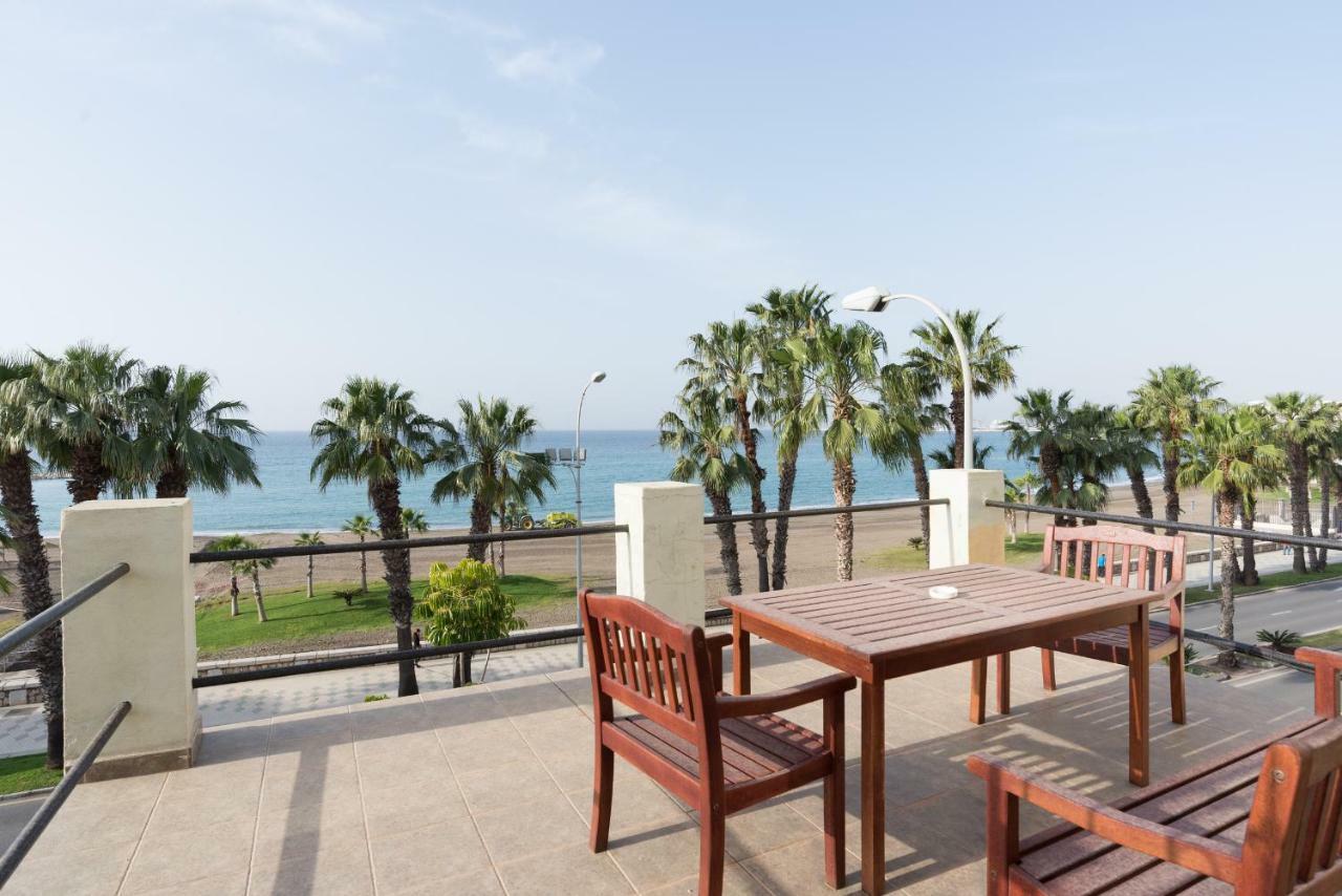 Apartamento Loft Con Gran Terraza En Primera Linea De Playa *