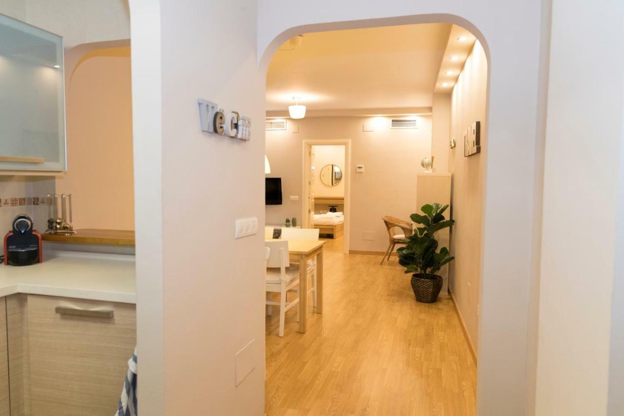 Confort En El Centro De La Ciudad Con Patio Privado Parking Opcional Apartamento