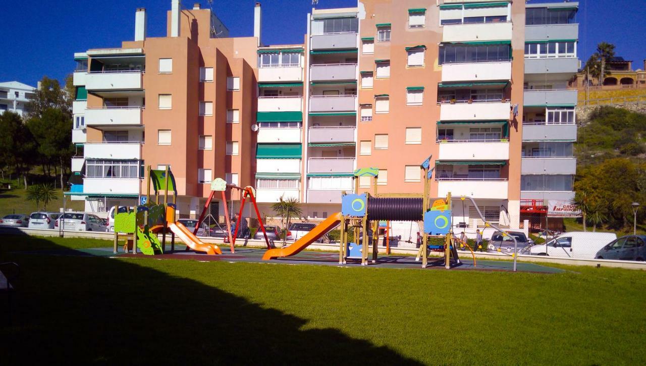 Playa La Cala In Front Of The Free Parking Apartamento
