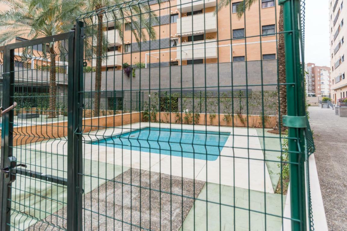 Apartment Keywise Perfect Location Next To Maria Zambrano Station, , ,pool And Free Parking *