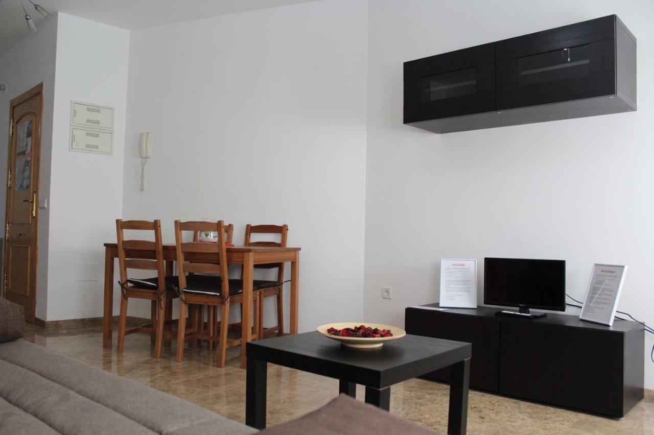 Amazing And Clean Studio Very Close To Center *