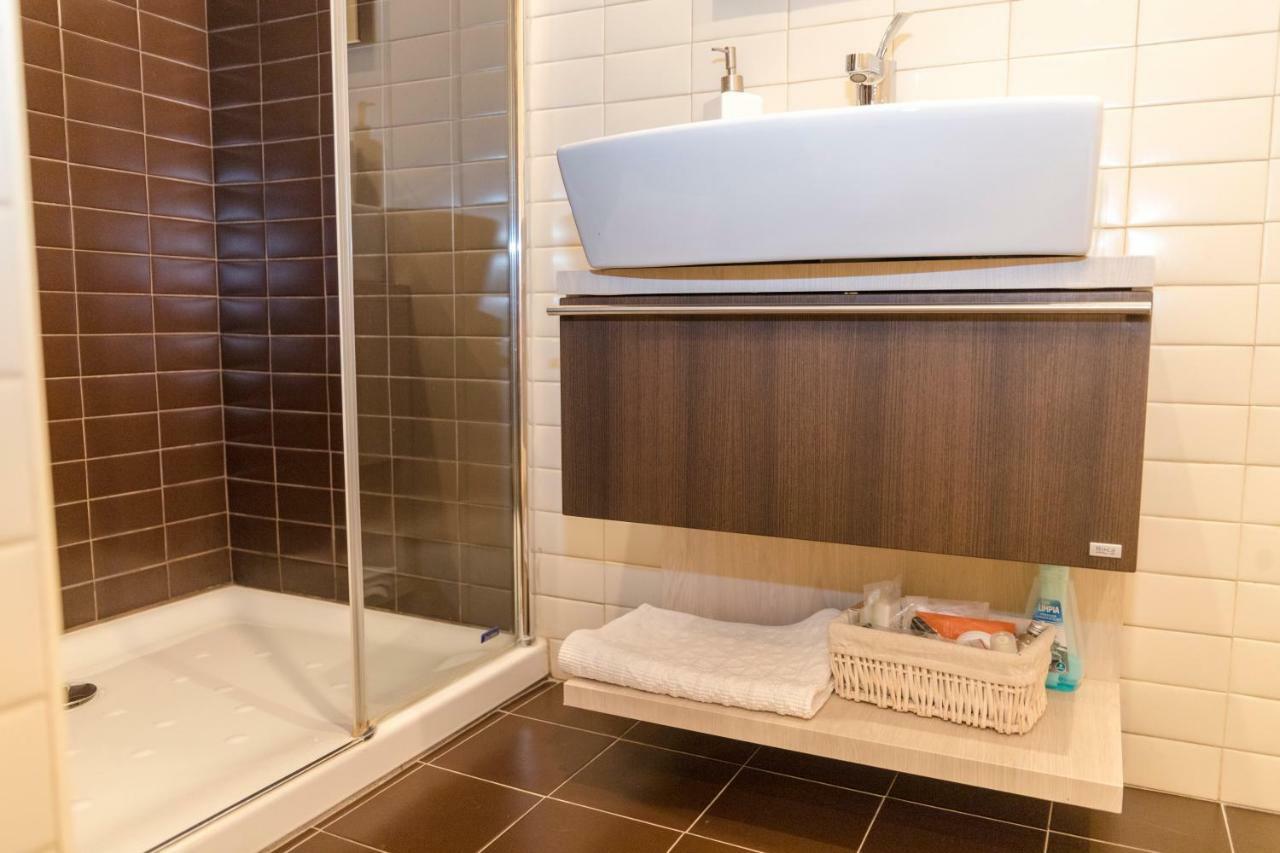 Apartamento Confort En El Centro De La Ciudad Con Patio Privado Parking Opcional