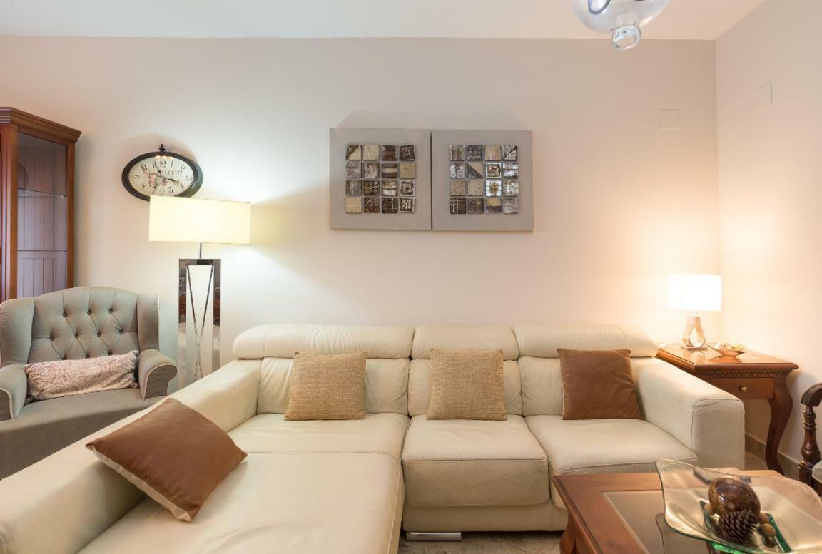 Keywise Perfect Location Next To Maria Zambrano Station, , ,pool And Free Parking Málaga