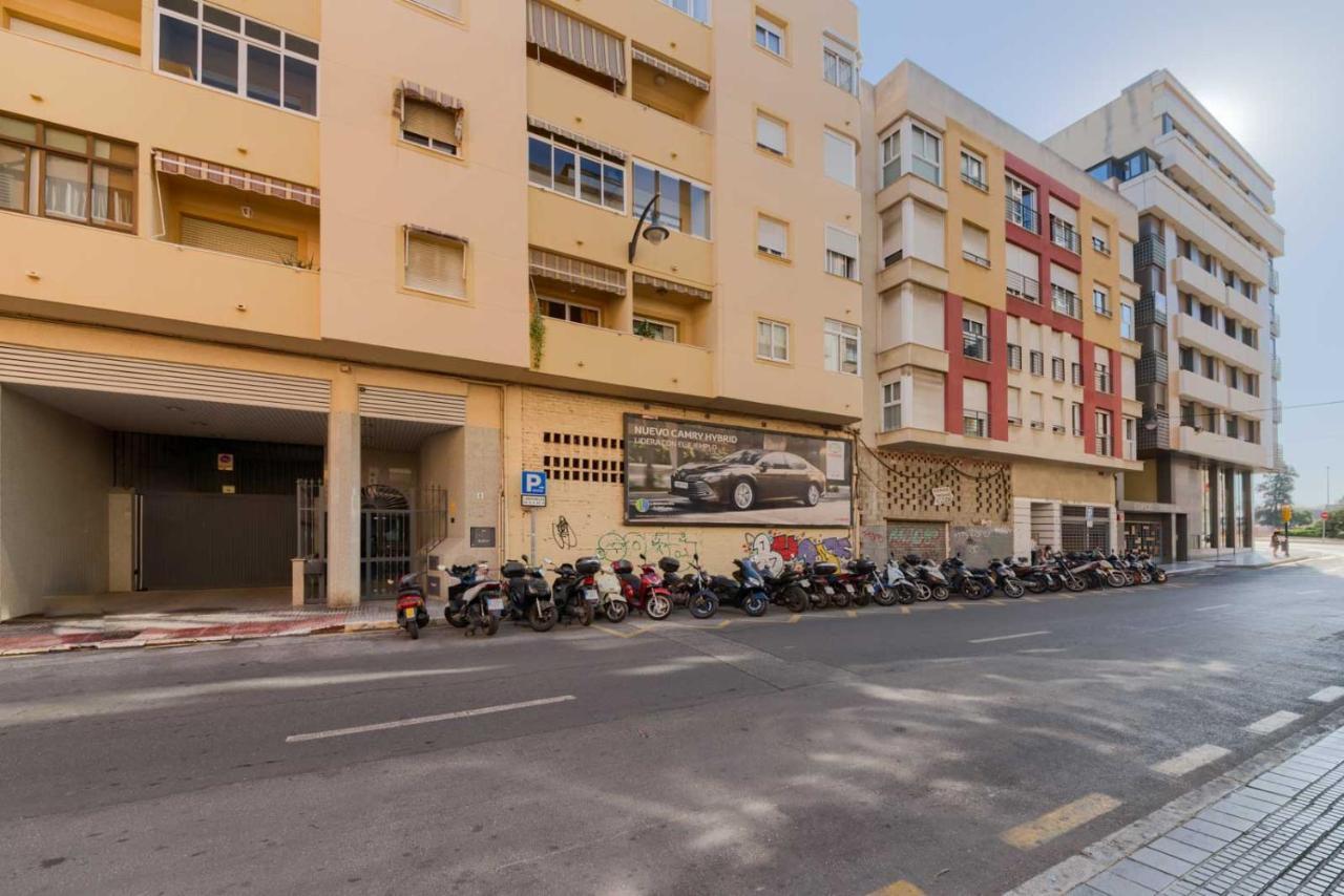 Holidays2malaga Plaza De Toros Vieja Apartamento *