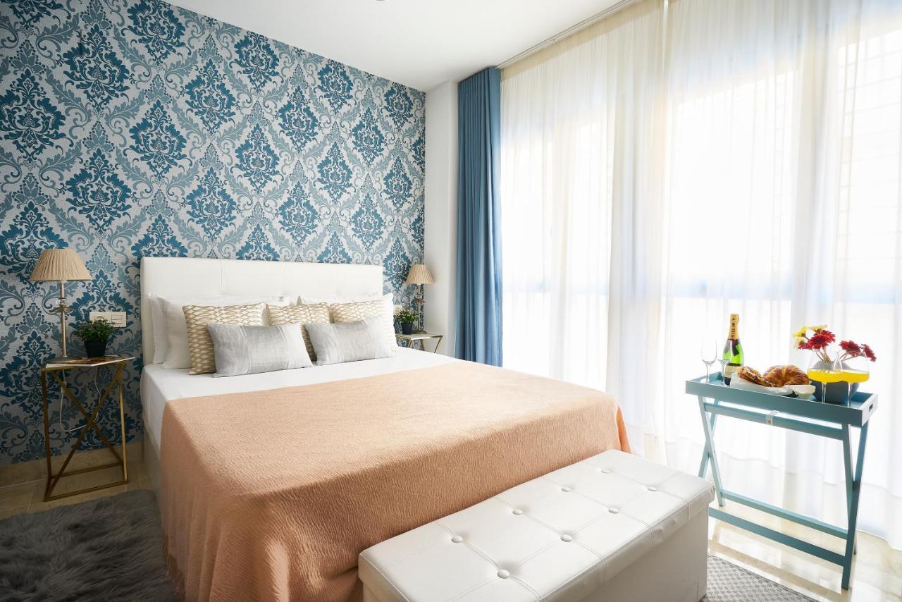 Apartamento Deluxe With Shared Roof Terrace