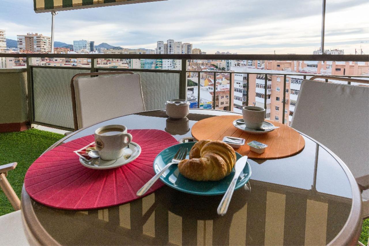 Avenida Aurora * Malaga