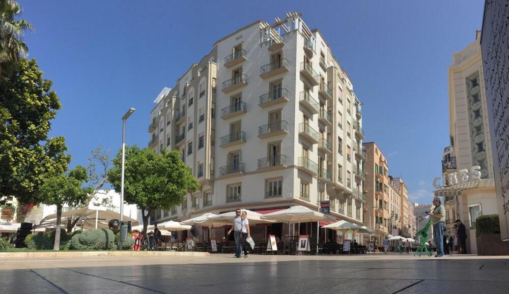 Teatro 3 & 6 Apartamento *