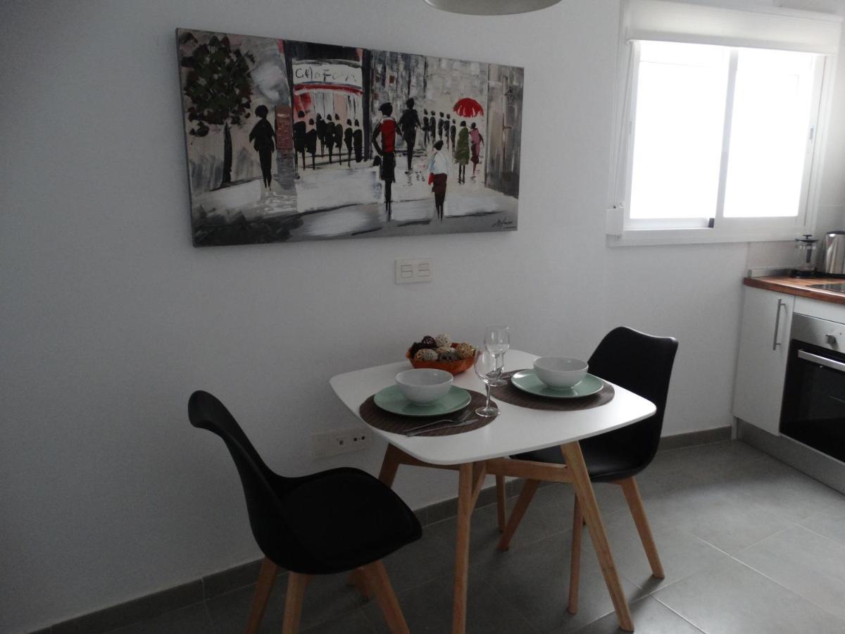 - Jinetes, 23 Apartahotel Málaga