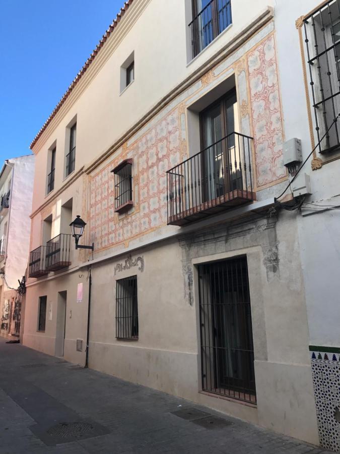 - Jinetes, 23 Málaga