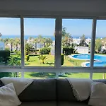 Moderno Apartamento Con Preciosas Vistas Al Mar