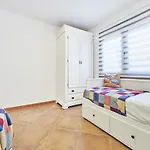 Cubo\'s Finca El Nogal de los Montes de Malaga