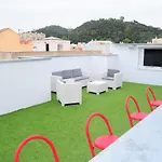 Barbatuke City Corner