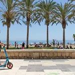 BHost - Paseo de La Malagueta