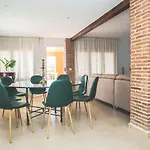 Espaciosa Villa en Mijas Costa para 10 personas