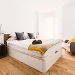 Cruise Apartment