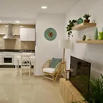 Ohana Beachfront Malagueta by AlohaMálaga