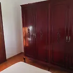 Apartamento de tres habitaciones en Málaga Carranque
