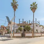 Ayz Silvela - Auto Check-In Property