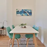 C74 - Marvelous 3 Bedroom Apartment In Historical